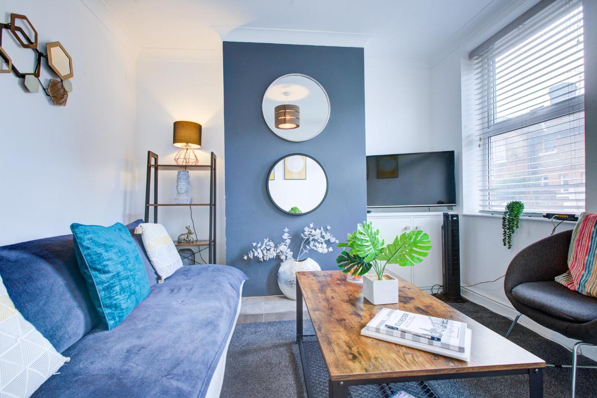 'Number 11' Central Colchester - Super Convenient 2 X Double Bed 1 X Single Bed Cottage Plus Office & Garden, 8 Min Walk Nth Station & Town Ctr, 2 Min Walk Local Shops & Restaurants Екстер'єр фото