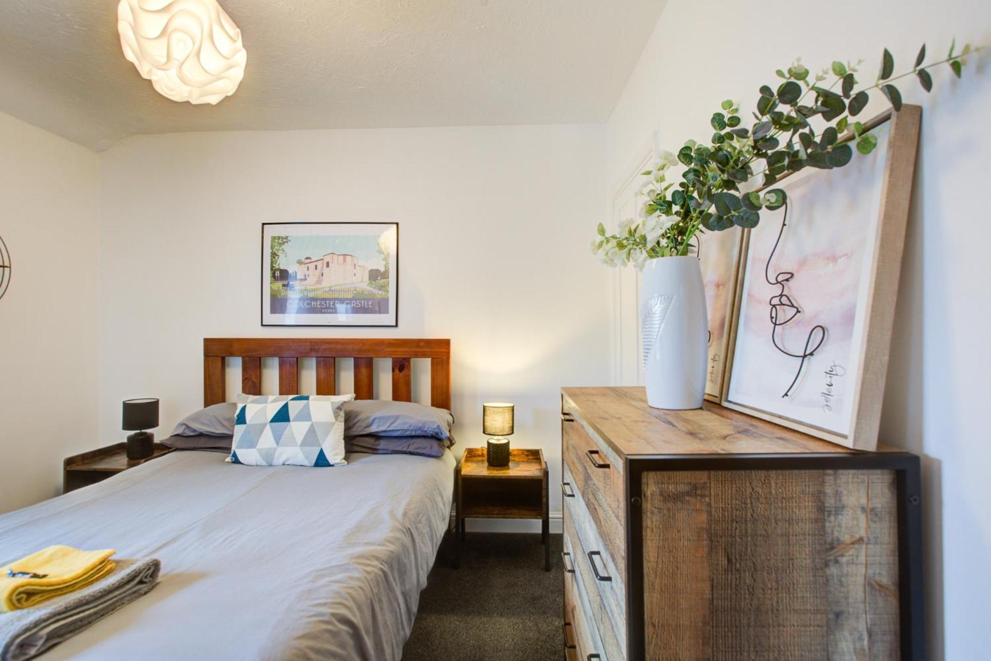 'Number 11' Central Colchester - Super Convenient 2 X Double Bed 1 X Single Bed Cottage Plus Office & Garden, 8 Min Walk Nth Station & Town Ctr, 2 Min Walk Local Shops & Restaurants Екстер'єр фото