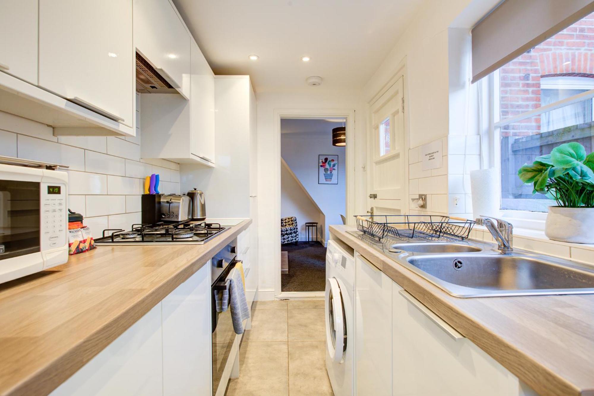 'Number 11' Central Colchester - Super Convenient 2 X Double Bed 1 X Single Bed Cottage Plus Office & Garden, 8 Min Walk Nth Station & Town Ctr, 2 Min Walk Local Shops & Restaurants Екстер'єр фото